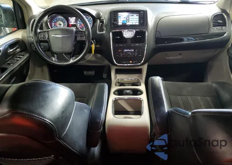 2014 Chrysler Town & Country Touring L z USA, uszkodzony, nr VIN 2C4RC1CG2ER273001